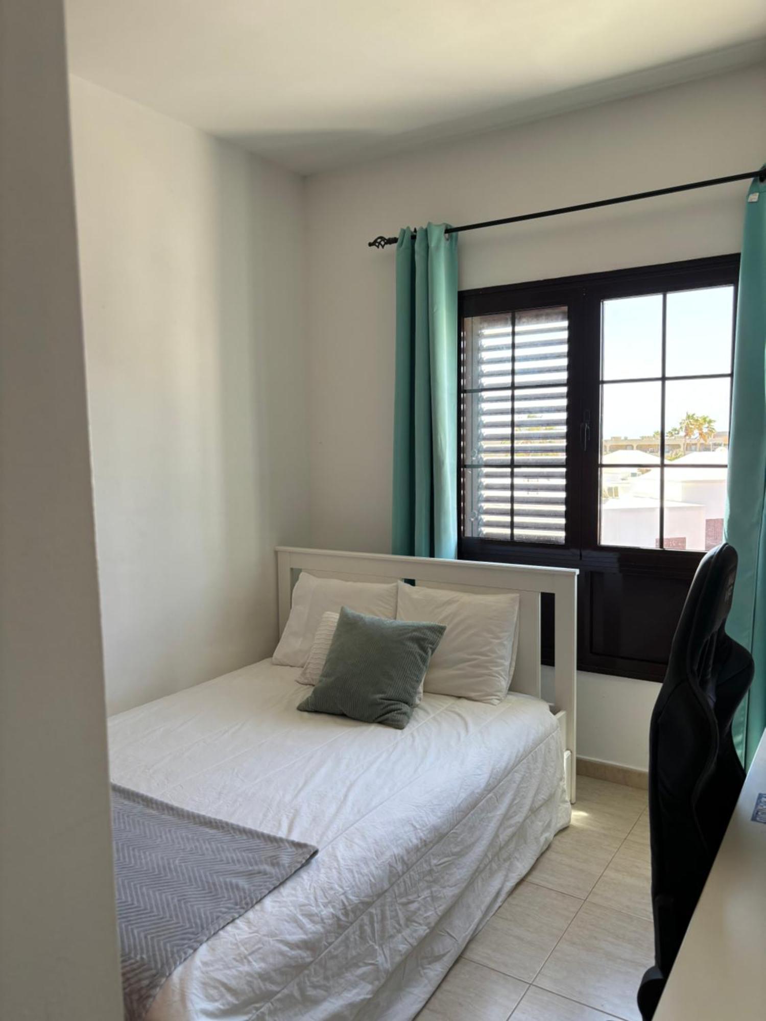 Casa Amplia Y Moderna De 3 Habitaciones En Complejo Con Piscina Costa Teguise Eksteriør billede