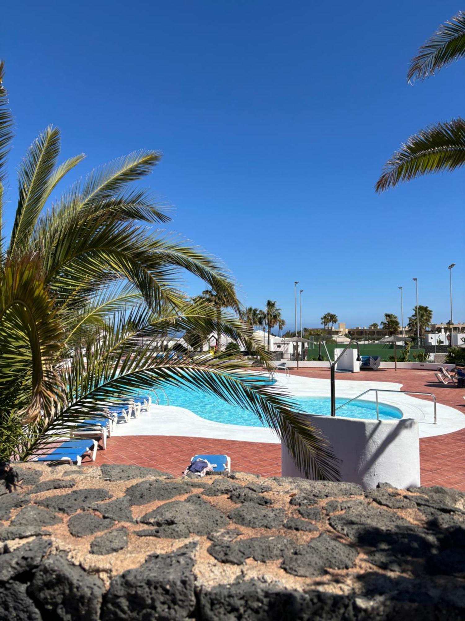 Casa Amplia Y Moderna De 3 Habitaciones En Complejo Con Piscina Costa Teguise Eksteriør billede