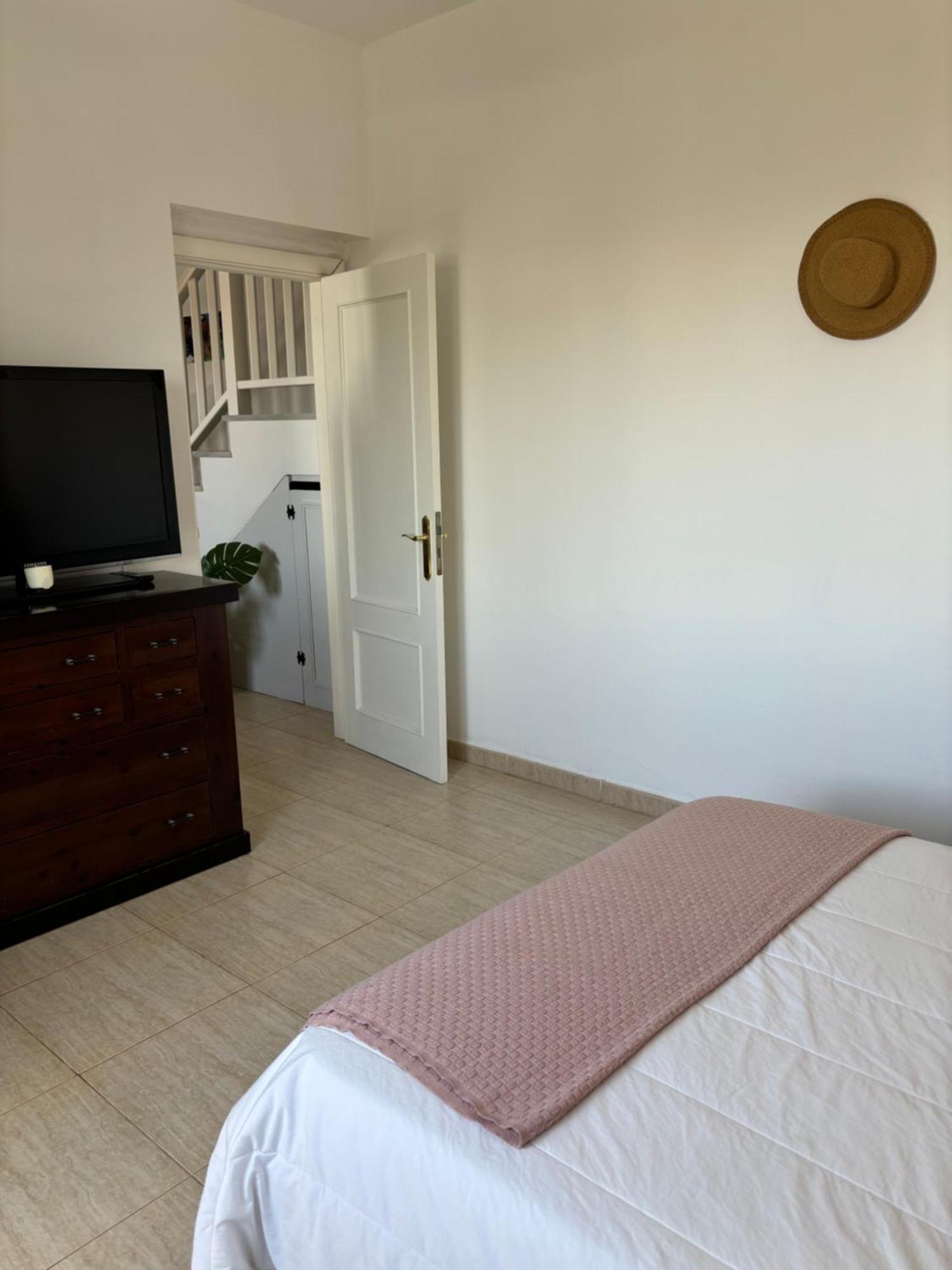 Casa Amplia Y Moderna De 3 Habitaciones En Complejo Con Piscina Costa Teguise Eksteriør billede